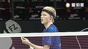 正以坚定的 正以坚定的